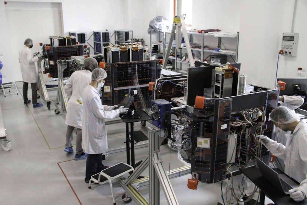 Team Working on ION 2-min.jpg